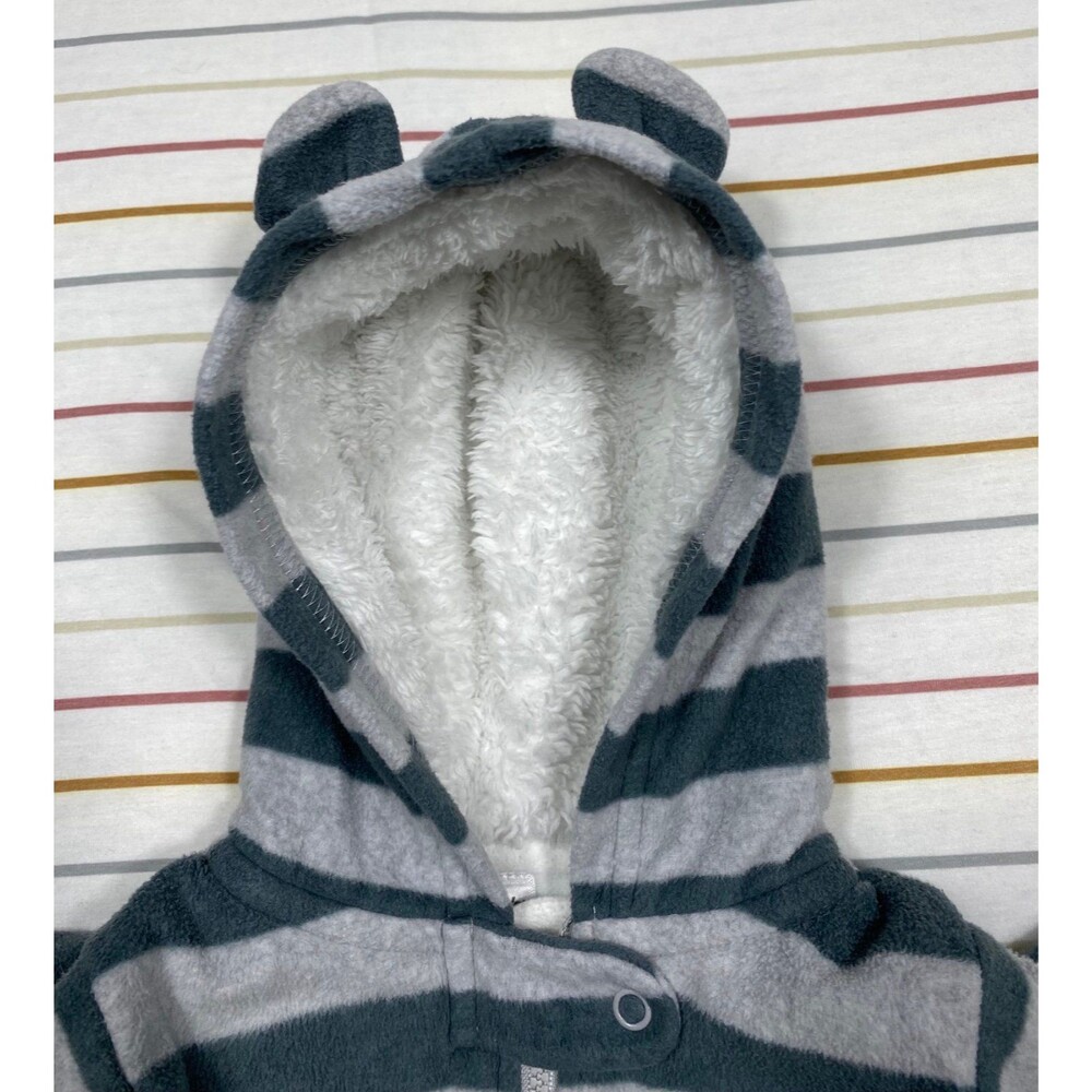 Cozy Carter’s “Little Guy” Hooded Fleece Bunting – Size 6M - Picture 3 of 5